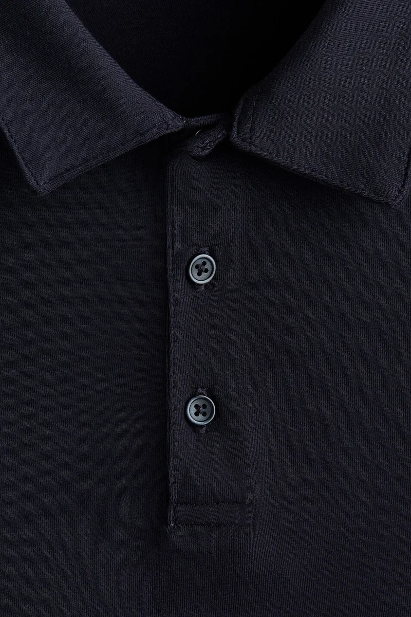 اتش اند ام تي-شيرت بولو بقصة سلِم